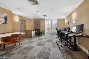 10101 Grosvenor Pl, Rockville, MD 20852 - Photo 25