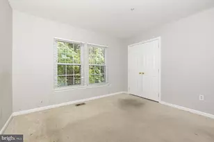 7939 Foxcrest Ct, Potomac, MD 20854 - Photo 19