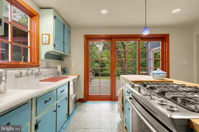 9407 Hale Place, Silver Spring, MD 20910 - Photo 13