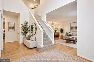 11511 Seneca Forest Cir, Germantown, MD 20876 - Photo 3