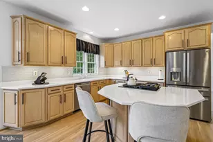 11511 Seneca Forest Cir, Germantown, MD 20876 - Photo 13