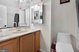 9215 Weathervane Pl, Gaithersburg, MD 20886 - Photo 17