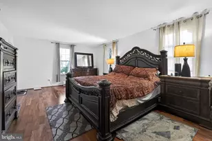 9215 Weathervane Pl, Gaithersburg, MD 20886 - Photo 11