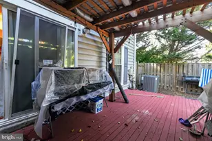 9215 Weathervane Pl, Gaithersburg, MD 20886 - Photo 31