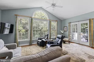 8017 Exodus Dr, Gaithersburg, MD 20882 - Photo 15