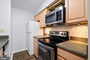 9934 Hellingly Pl, Gaithersburg, MD 20886 - Photo 11