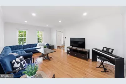 6516 Democracy Boulevard, Bethesda, MD 20817 - Photo 11
