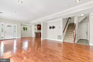 10717 Bentley Ln, Kensington, MD 20895 - Photo 15