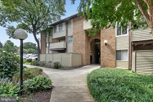 19443 Brassie Pl, Gaithersburg, MD 20886 - Photo 1