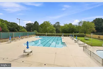 10401 Grosvenor Place #1105, Rockville, MD 20852 - Photo 17