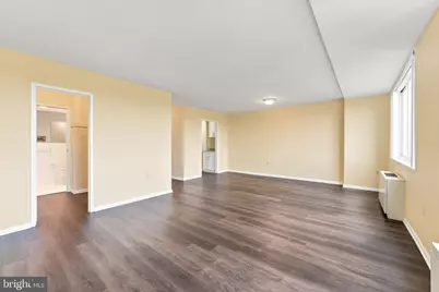 10401 Grosvenor Place #1105, Rockville, MD 20852 - Photo 9
