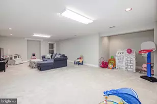 9304 Wildoak Dr, Bethesda, MD 20814 - Photo 39