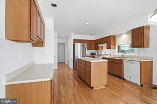 17213 Spates Hill Rd, Poolesville, MD 20837 - Photo 5