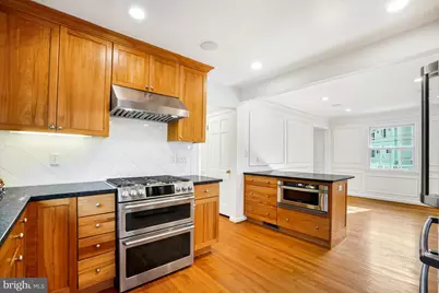 9502 Edgeley Road, Bethesda, MD 20814 - Photo 15