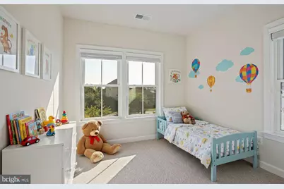 245 Parkview, Gaithersburg, MD 20878 - Photo 13