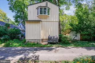 408 4th Ave, Washington Grove, MD 20880 - Photo 7