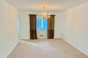 6414 Wilson Ln, Bethesda, MD 20817 - Photo 5