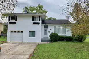 6414 Wilson Ln, Bethesda, MD 20817 - Photo 1