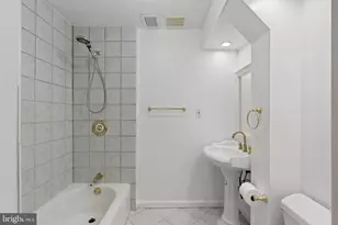 18823 Pintail Ln, Gaithersburg, MD 20879 - Photo 37