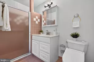 15401 Hannans Way, Rockville, MD 20853 - Photo 17