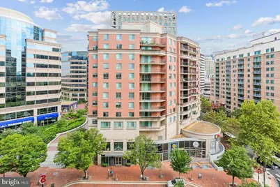 7710 Woodmont Avenue #807, Bethesda, MD 20814 - Photo 19
