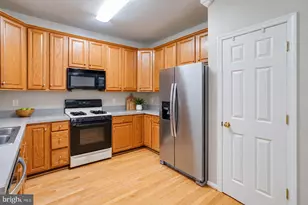 13077 Woodcutter Cir, Germantown, MD 20876 - Photo 25