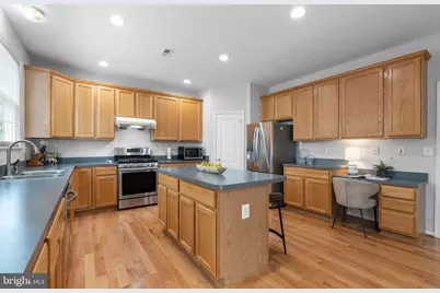 13900 Falconcrest Road, Germantown, MD 20874 - Photo 13
