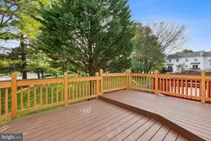 18221 Fox Chase Cir, Olney, MD 20832 - Photo 23