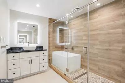 8912 Barrowgate Court, Potomac, MD 20854 - Photo 13