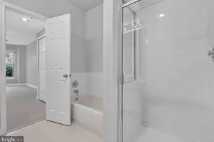 10814 Antigua Terrace, Rockville, MD 20852 - Photo 11