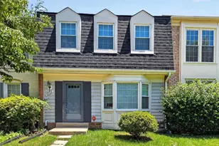 9208 Weathervane Pl, Montgomery Village, MD 20886 - Photo 5