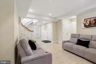 7800 Radnor Rd, Bethesda, MD 20817 - Photo 61