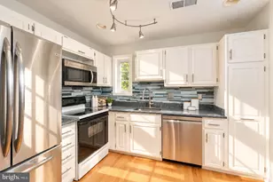 6701 Kenwood Forest Ln, Chevy Chase, MD 20815 - Photo 11