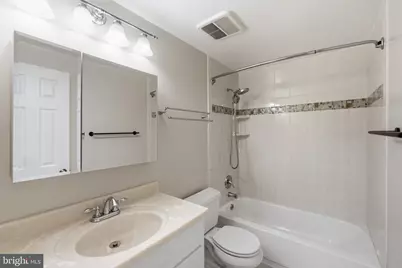 8918 Centerway Road, Gaithersburg, MD 20879 - Photo 15
