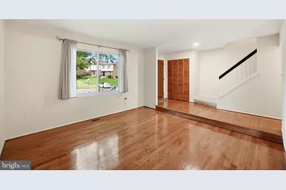 8918 Centerway Road, Gaithersburg, MD 20879 - Photo 5