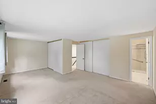 8918 Centerway Rd, Gaithersburg, MD 20879 - Photo 13