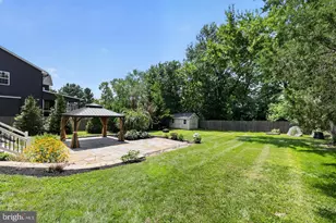 19510 Fisher Ave, Poolesville, MD 20837 - Photo 33