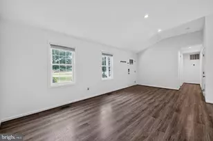 19510 Fisher Ave, Poolesville, MD 20837 - Photo 7