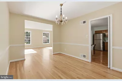 5823 Ogden Court, Bethesda, MD 20816 - Photo 7