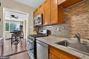 10500 Rockville Pike, Rockville, MD 20852 - Photo 9