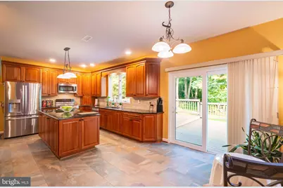 19829 Helmond Way, Gaithersburg, MD 20886 - Photo 5