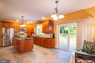 19829 Helmond Way, Gaithersburg, MD 20886 - Photo 5