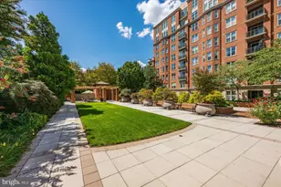 12500 Park Potomac Ave, Potomac, MD 20854 - Photo 65