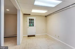 14904 Claude Ln, Silver Spring, MD 20905 - Photo 25