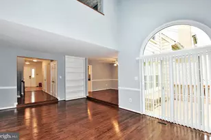 10121 Crestberry Pl, Bethesda, MD 20817 - Photo 21
