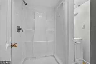 11852 Huggins Dr, Silver Spring, MD 20902 - Photo 27