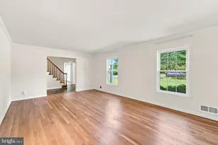 2400 E Gate Dr, Silver Spring, MD 20906 - Photo 9