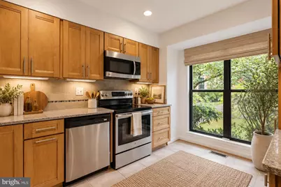 5135 King Charles Way, Bethesda, MD 20814 - Photo 7