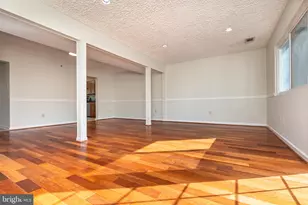 17434 Hughes Rd, Poolesville, MD 20837 - Photo 15