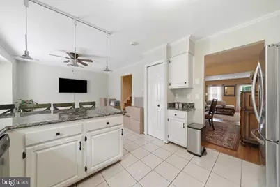 10108 Langhorne Court, Bethesda, MD 20817 - Photo 21